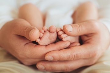 QBE offre un congé harmonisé à tous les parents lors de la naissance d’un enfant 